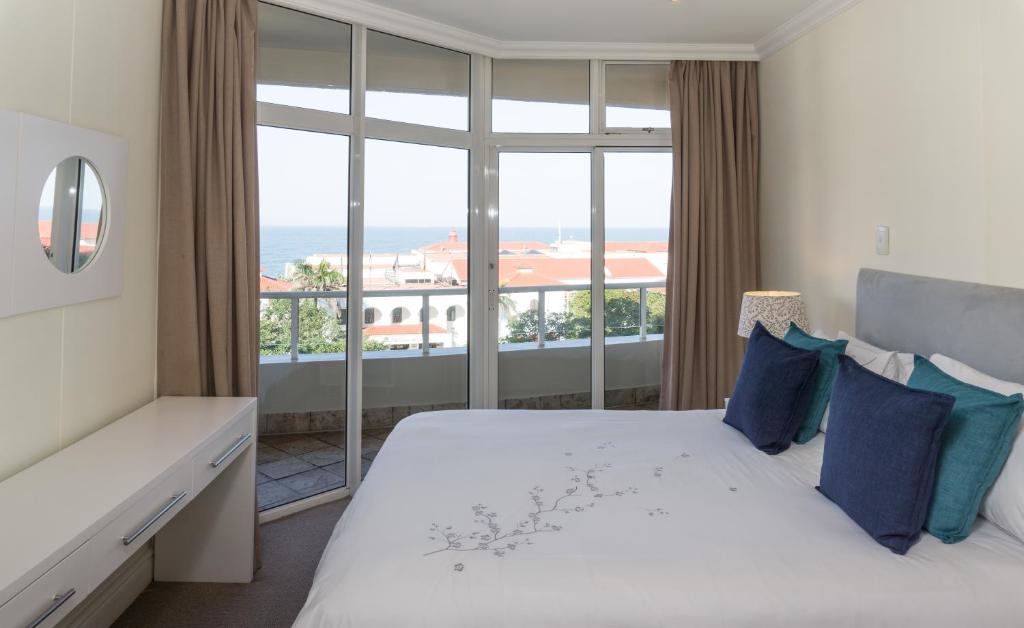 102 Oyster Rock - by Stay in Umhlanga
