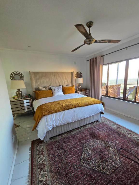 180 Degrees View on The Kloof
