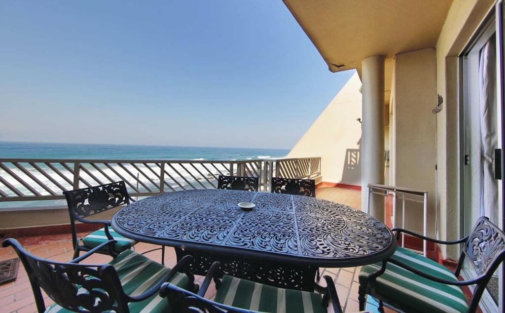 24 Isikulu Umdloti Beachfront