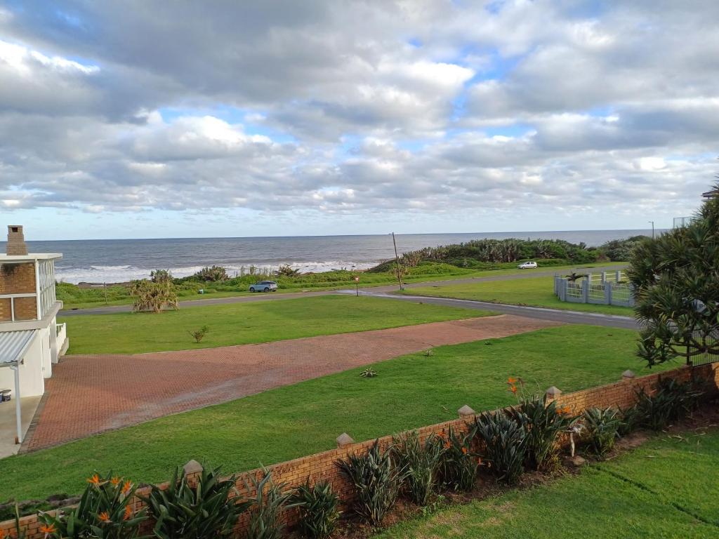 3 Queensway Uvongo