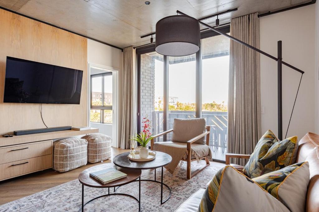 308 Bridgewater One - Two Bedroom Apartment with Park Views