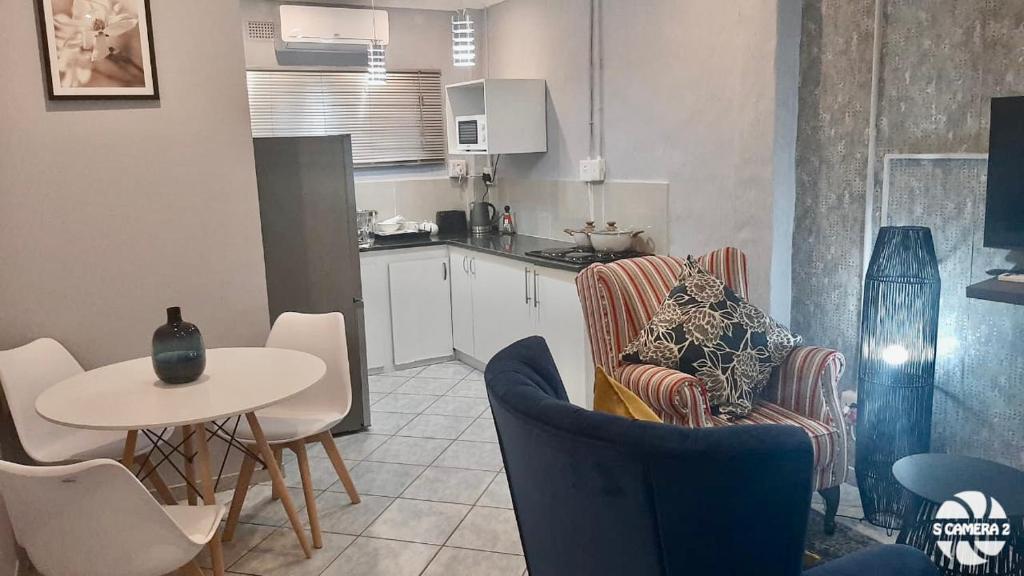 36 frere road shelly beach , margate