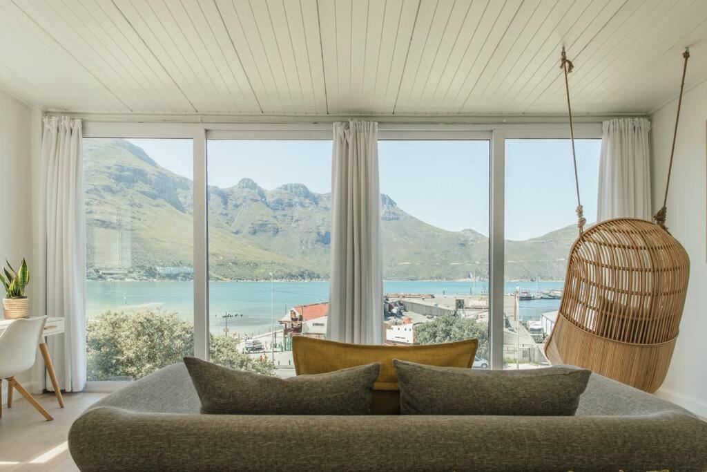 Avisa Villa - 4 bedroom Villa with Majestic Ocean Views