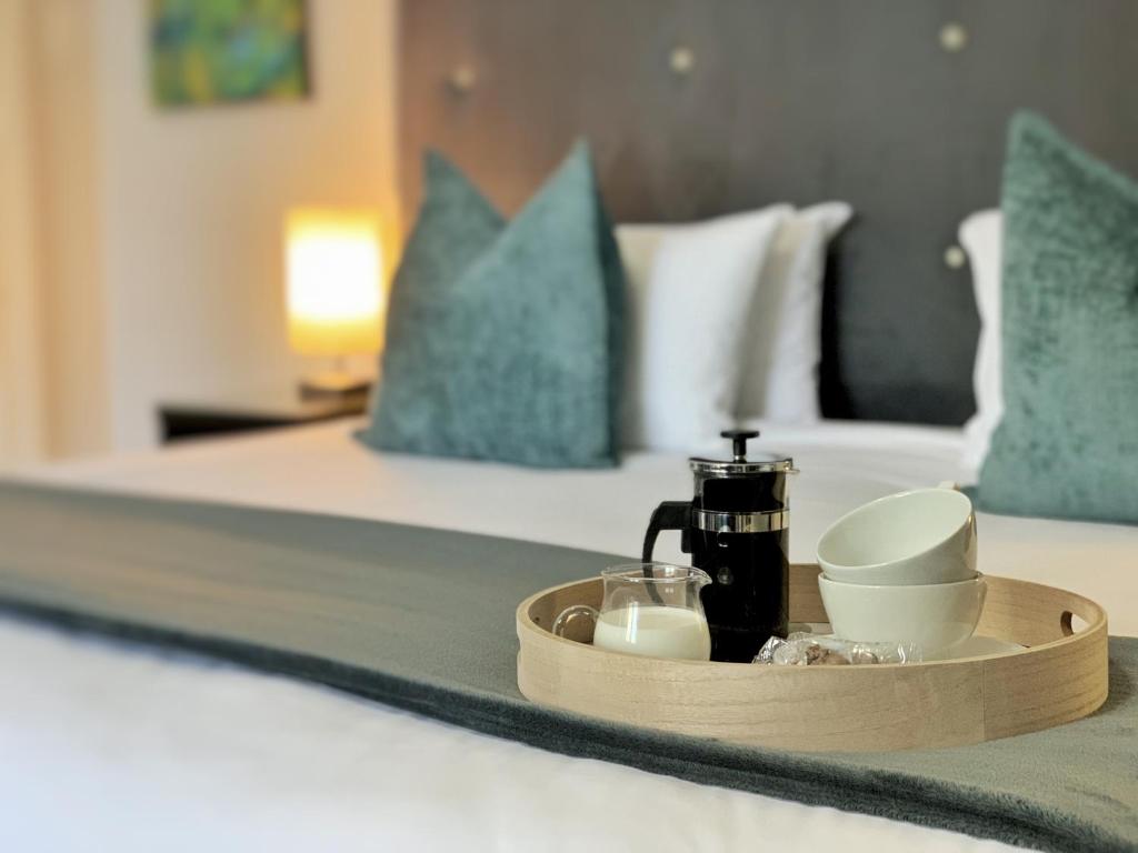 4 on Varneys Guest House