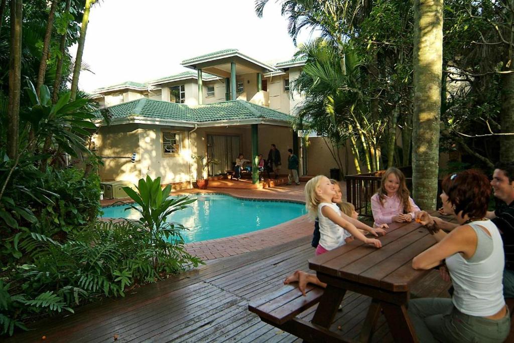 42 Ramsgate palms
