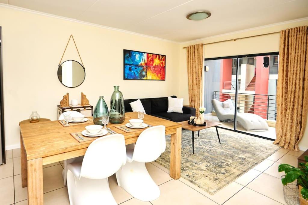 A Charm in Dainfern near Montecasino Sandton