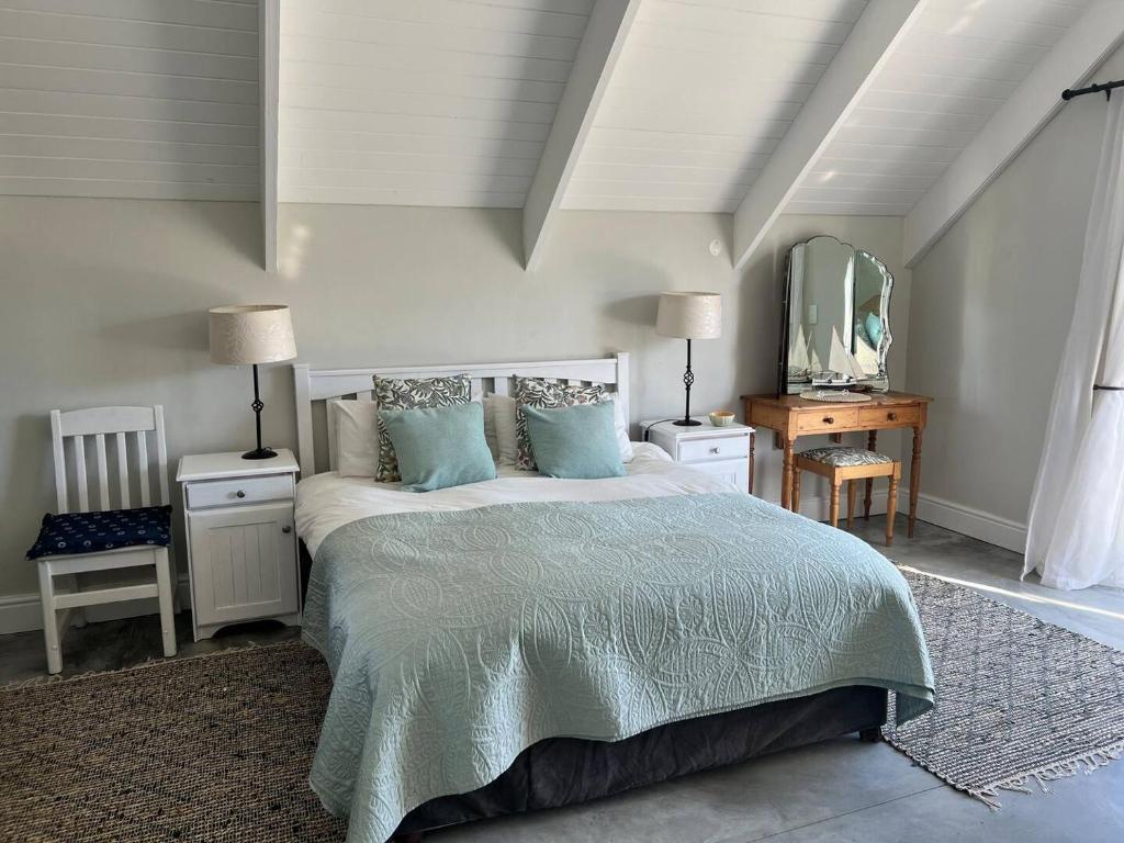 A Mountain & Country Haven
