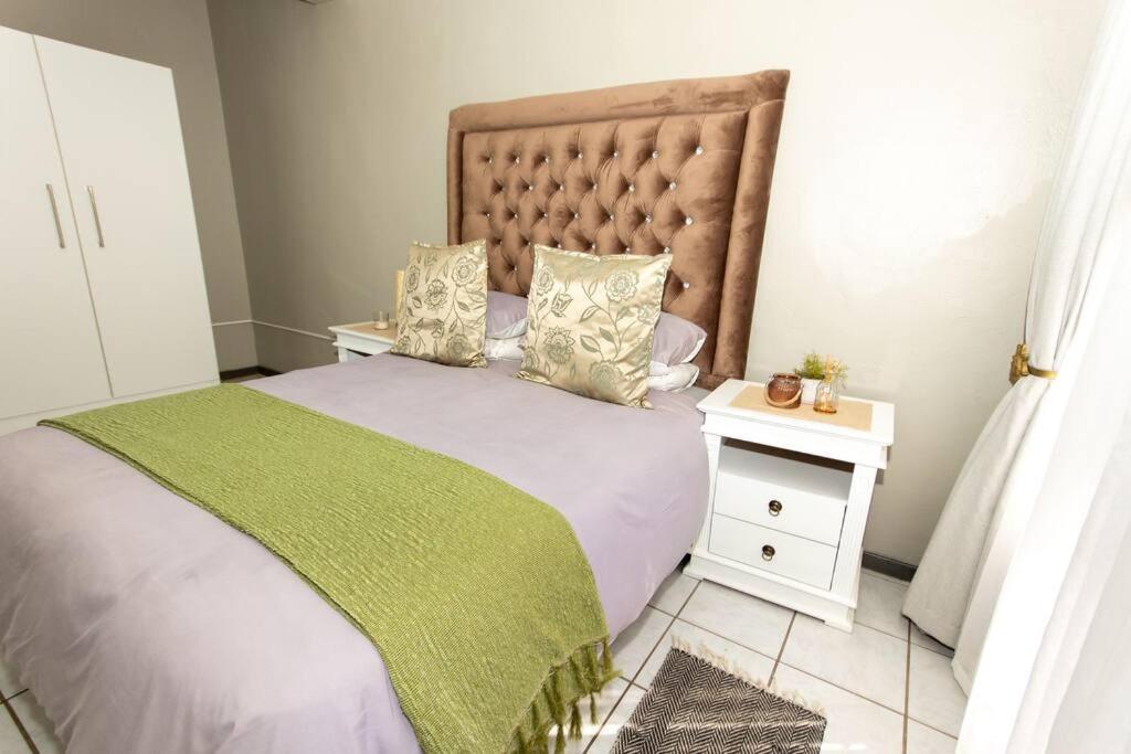 AfricaLove on Tiger Suite