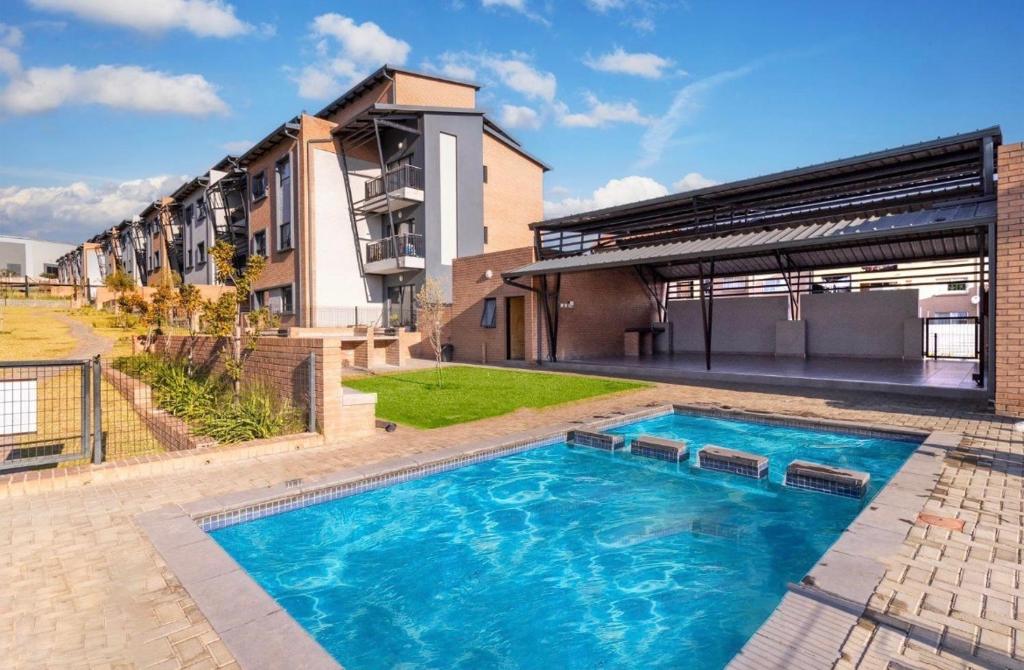 Waterfall Ridge Apartments