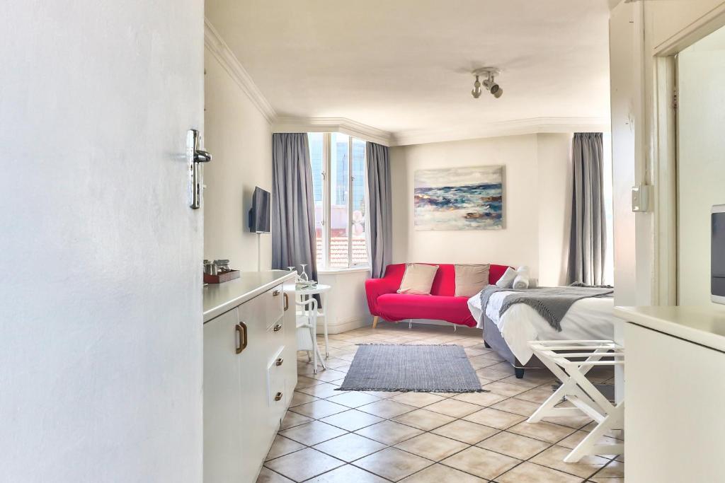 Atlantic Towers 406 Studio Apartment