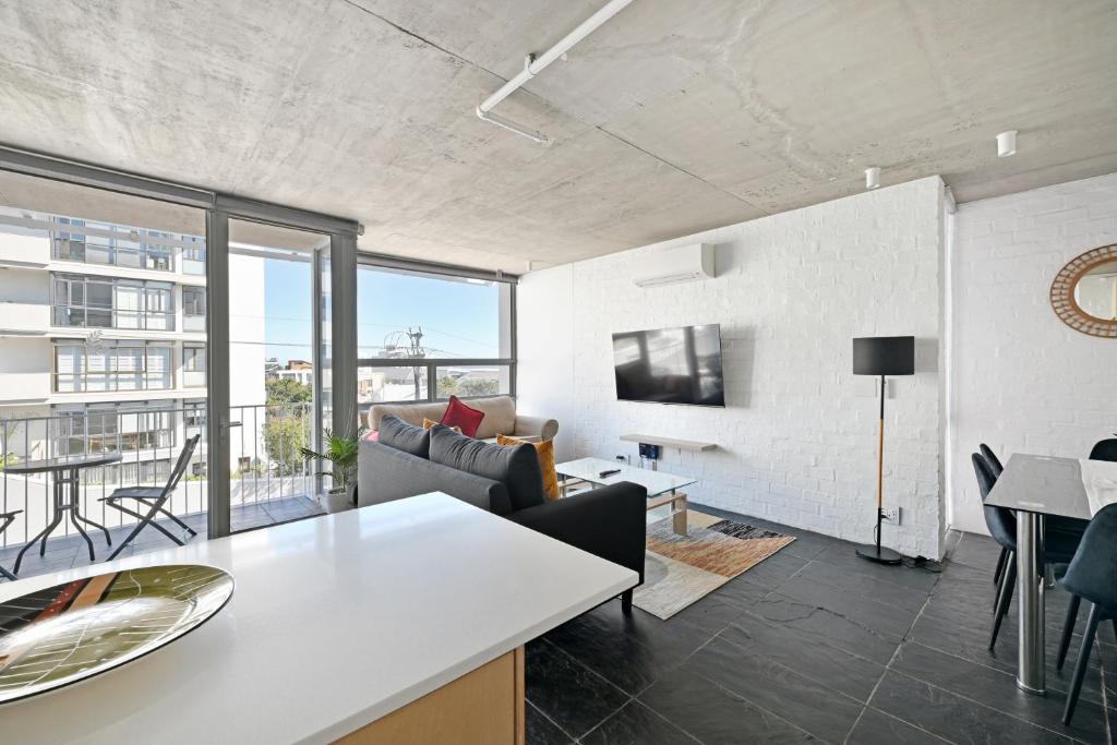 Modern Living Mountain&ocean View 100m To Beach