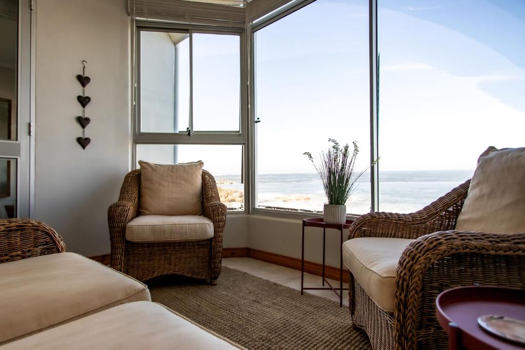Bayview 307