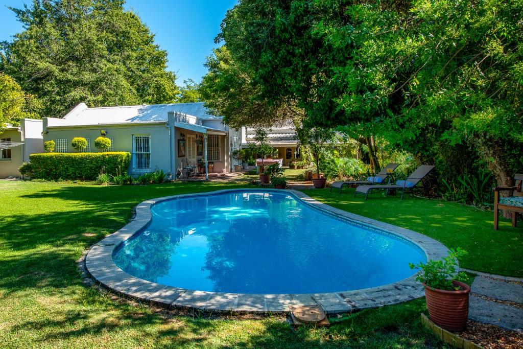 Beautiful country house set in lush garden