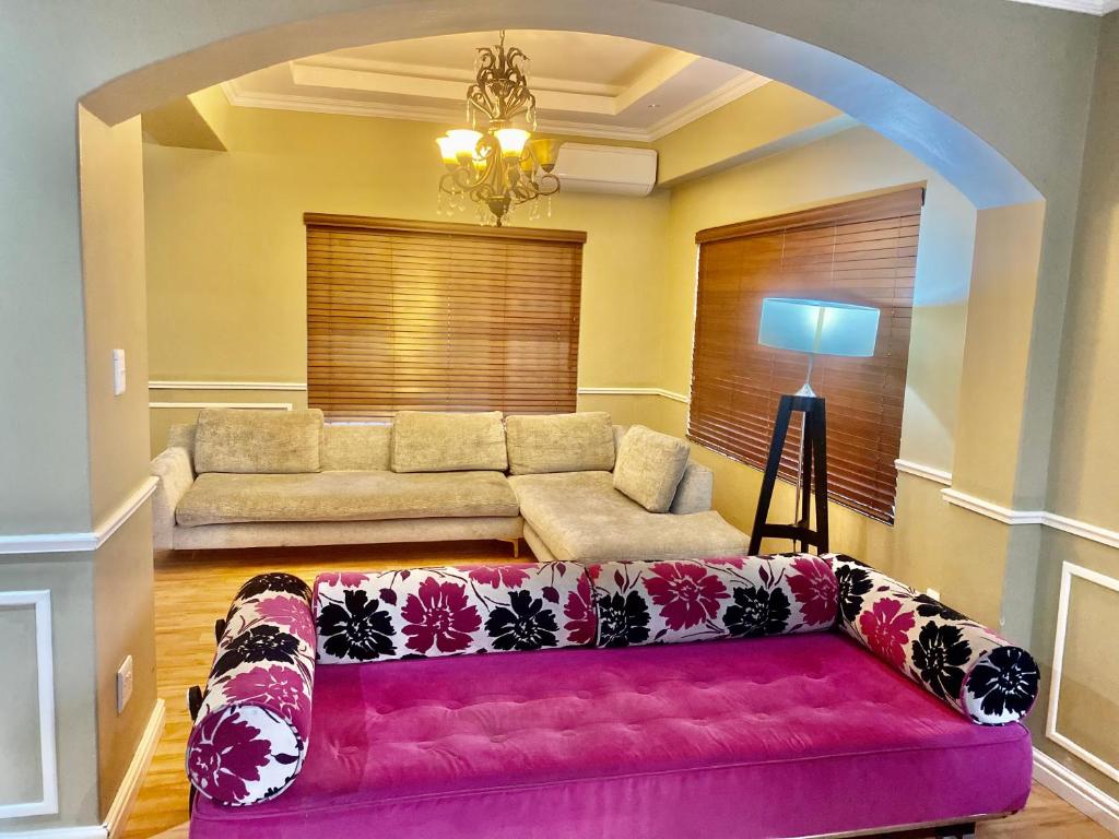Beautiful apartment in century city