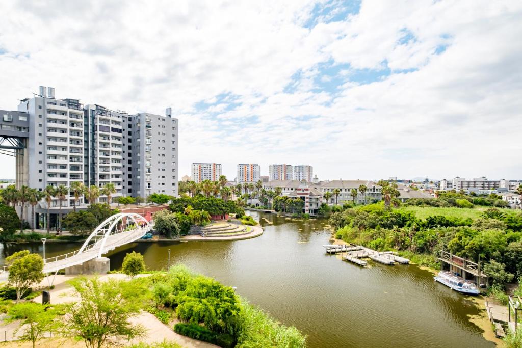 Belina - Waters Edge Premier