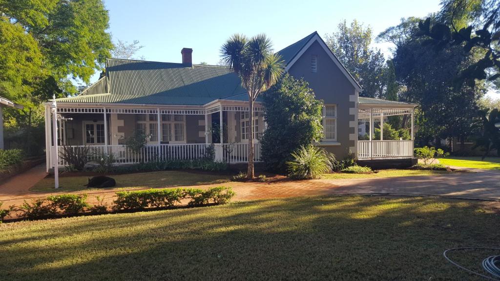 Bellevue Manor Guest House