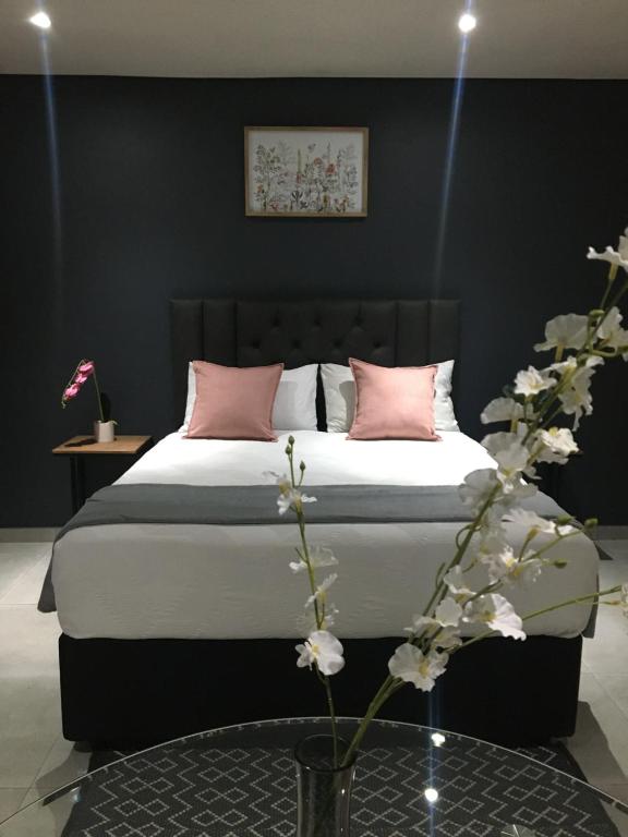 Black Rose Guesthouse