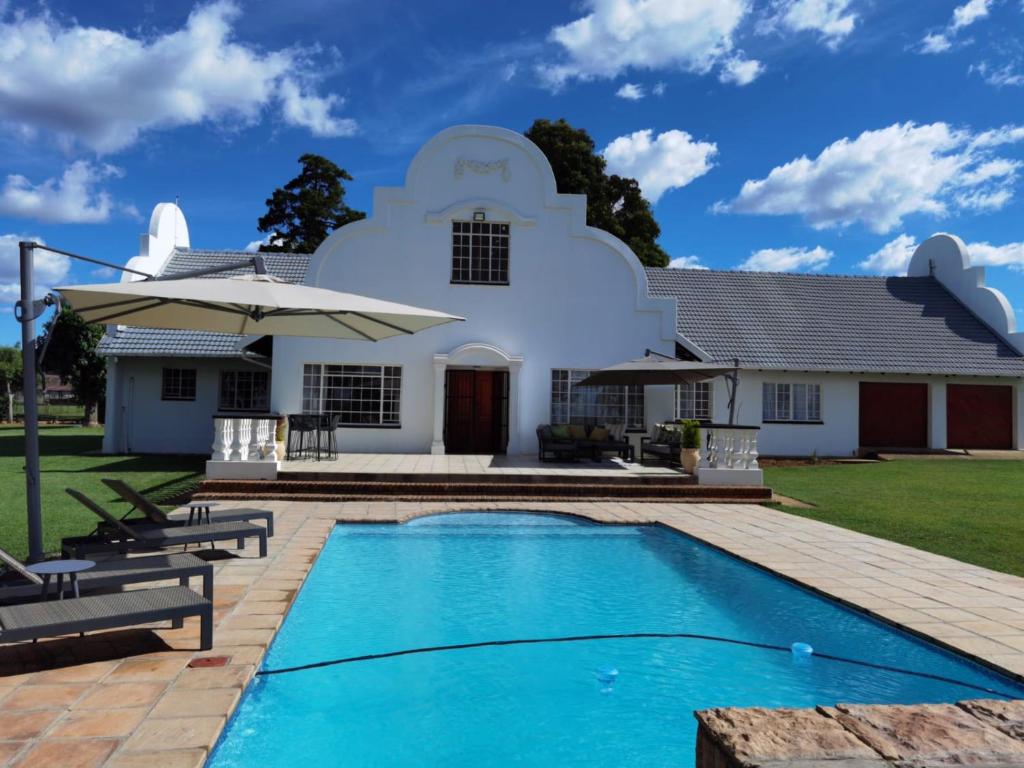 Blackwood Eco Lodge