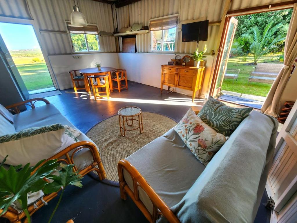 Blue Horizon Shed