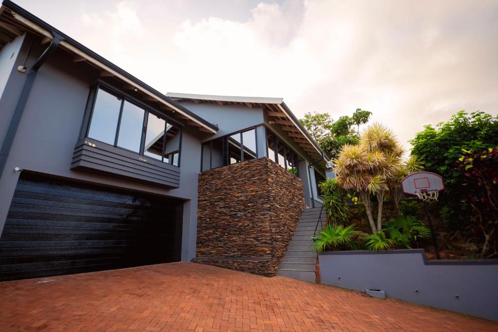 Bowes House 22