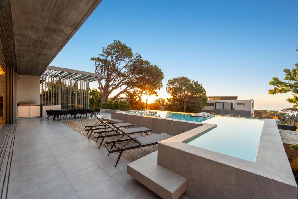 Brand New Dream Villa with Ocean View, Sauna & Gym