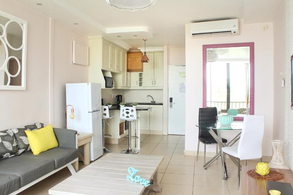 Breakers 419 by Top Destinations Rentals