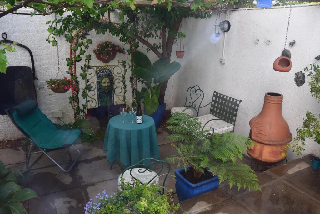 Buckhouse Elegant Village Apartment