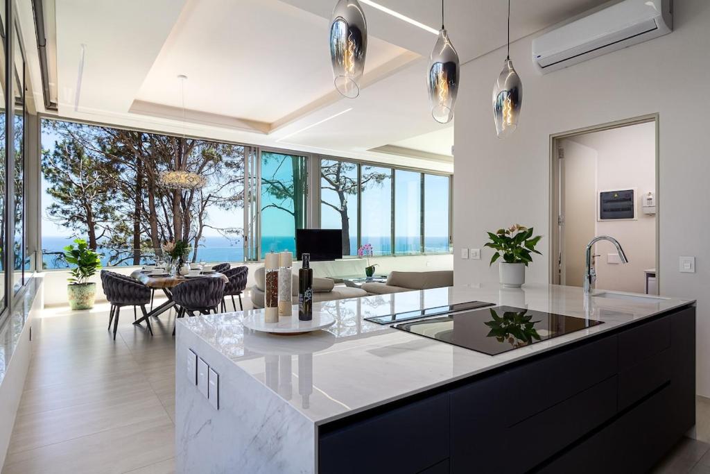 Camps Bay View Villa