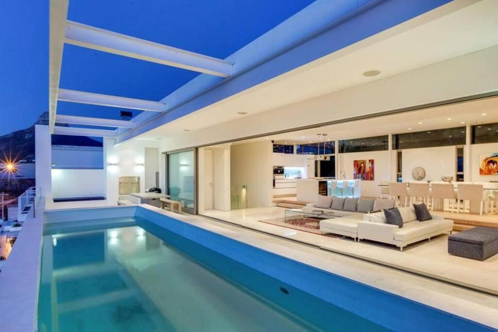 Villa Infinity