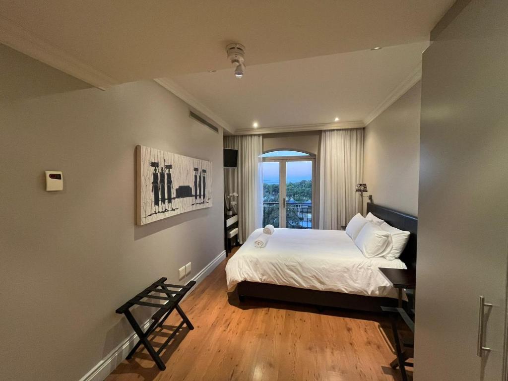 Cape Royale Luxury Suite