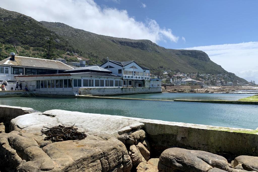 Cape Town Explorer's Rest
