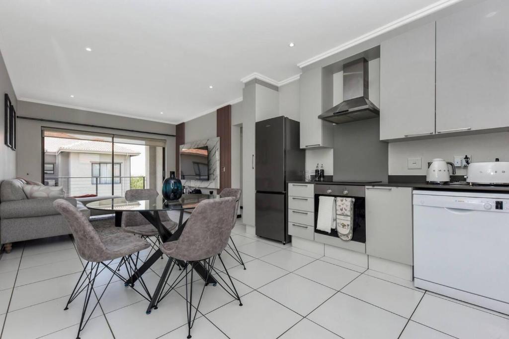 Captivating 2-Bed Apartment in Sandton