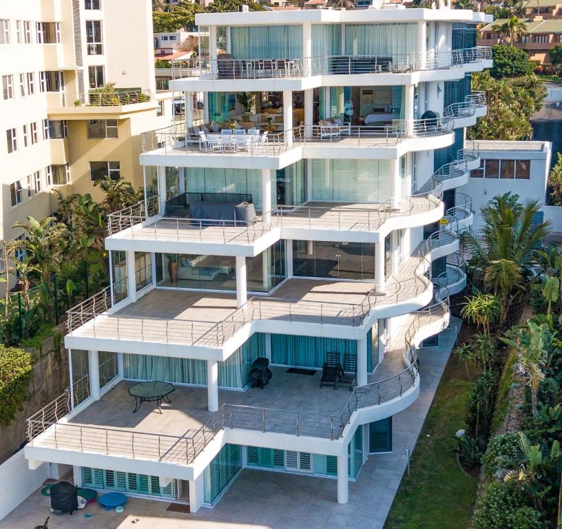 Casa Playa No 5 Modern Off Grid Beach Apartment