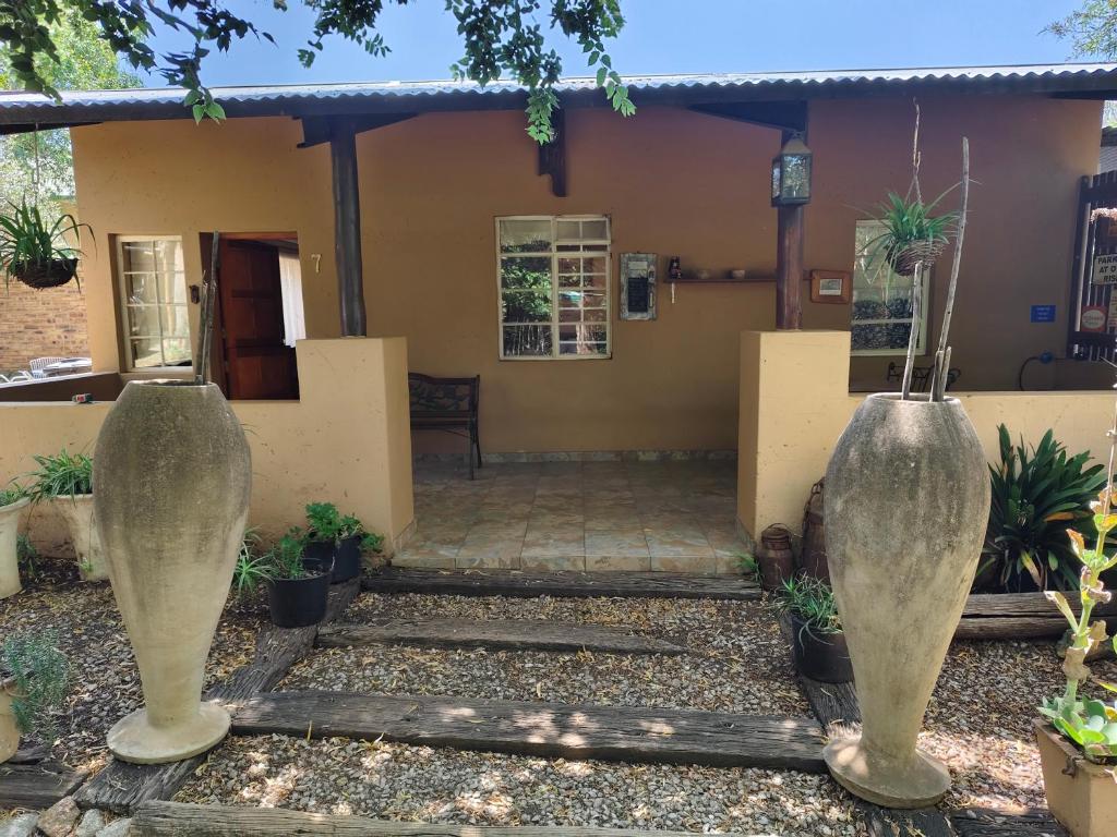 Cave View self catering cottages