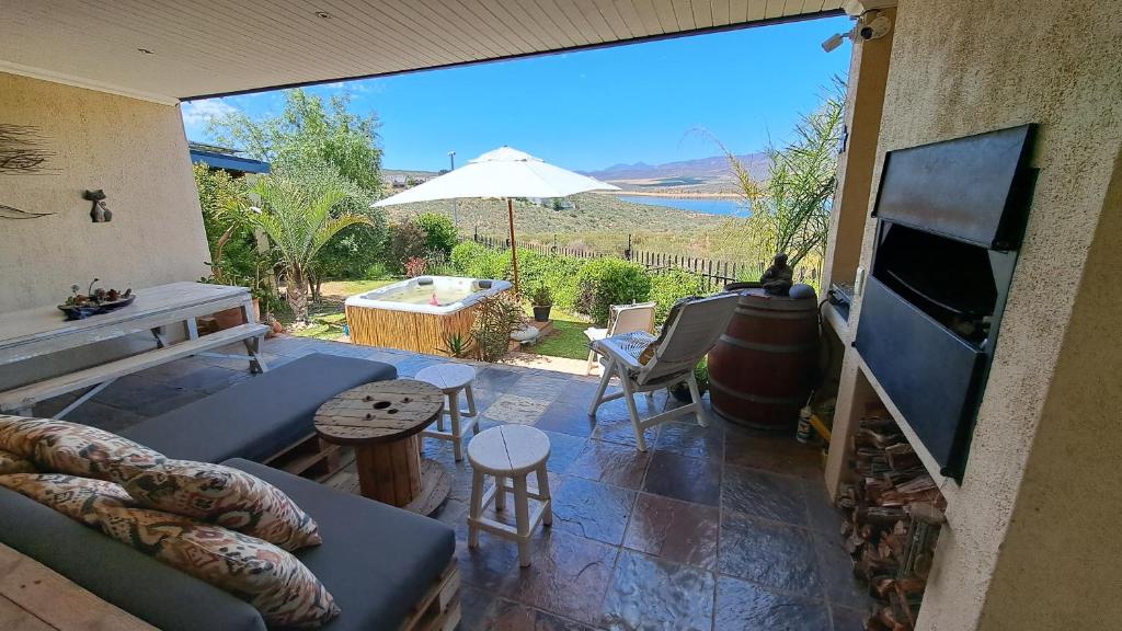 Clanwilliam Oasis BnB Guest House - Naturism, Boating, Hiking & more