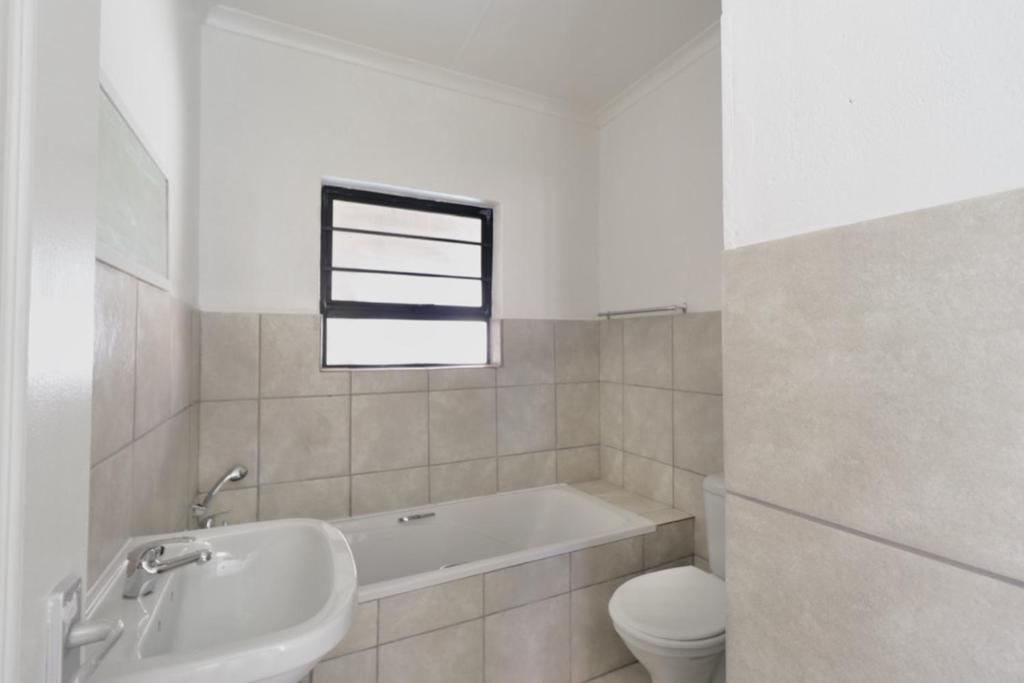 Cloveridge 104