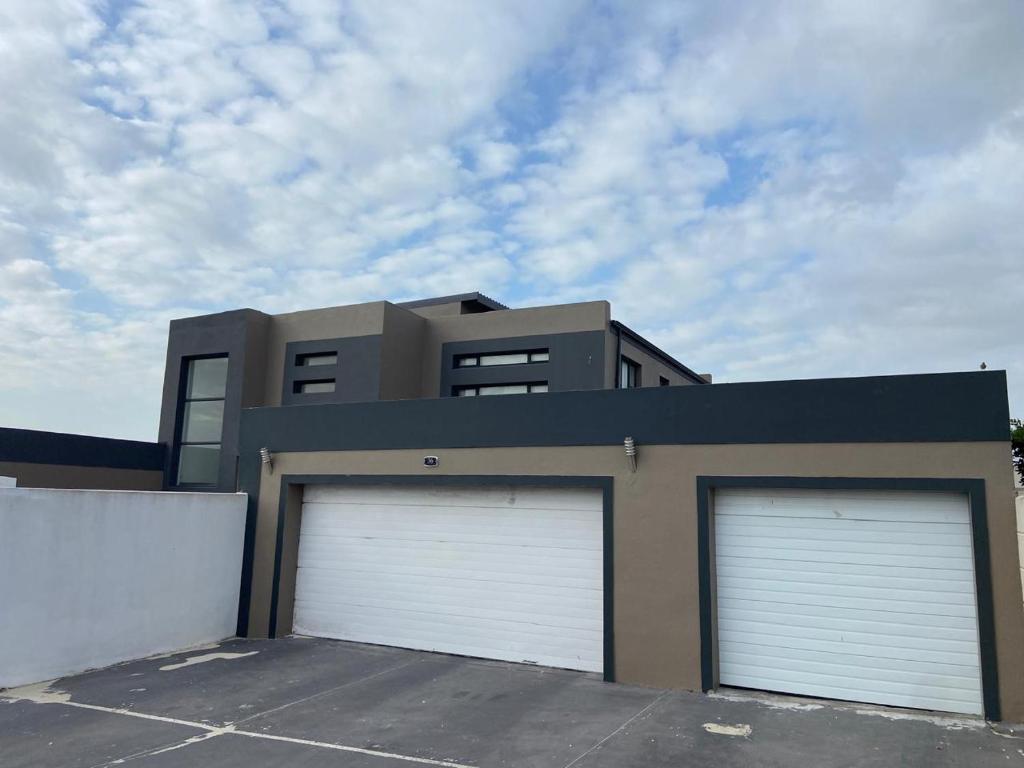 Cottage on 36 Neethlingshof