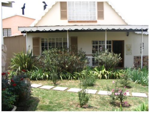 Dullstroom Artist Cottages