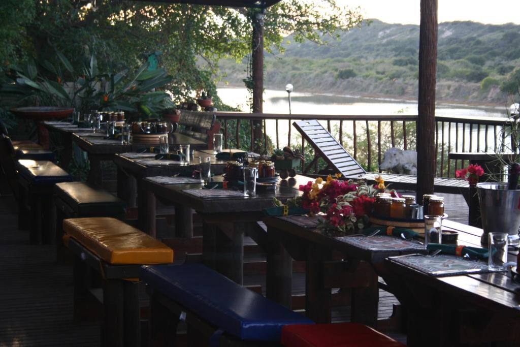 Dungbeetle River Lodge
