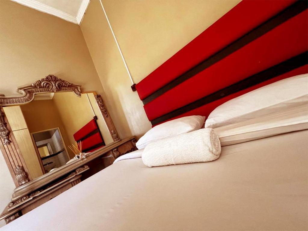 Ebony Guest House