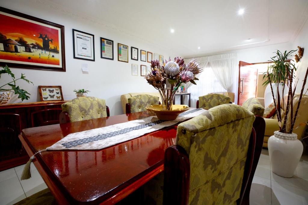 Emthonjeni Bed & Breakfast