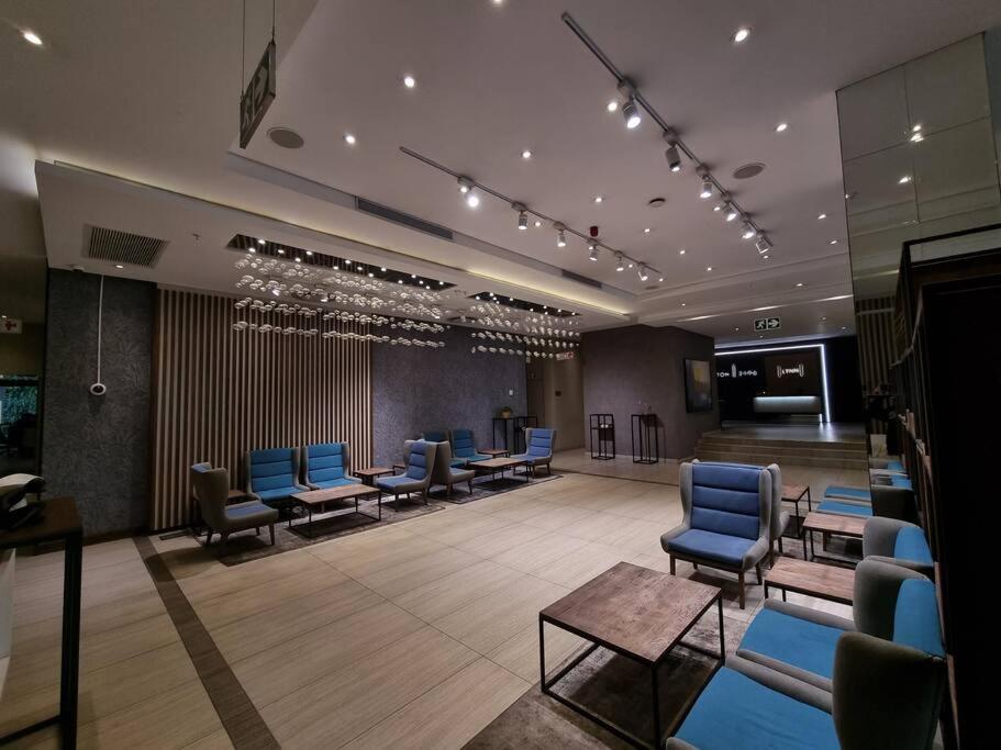 Sandton Skye - luxury apartment