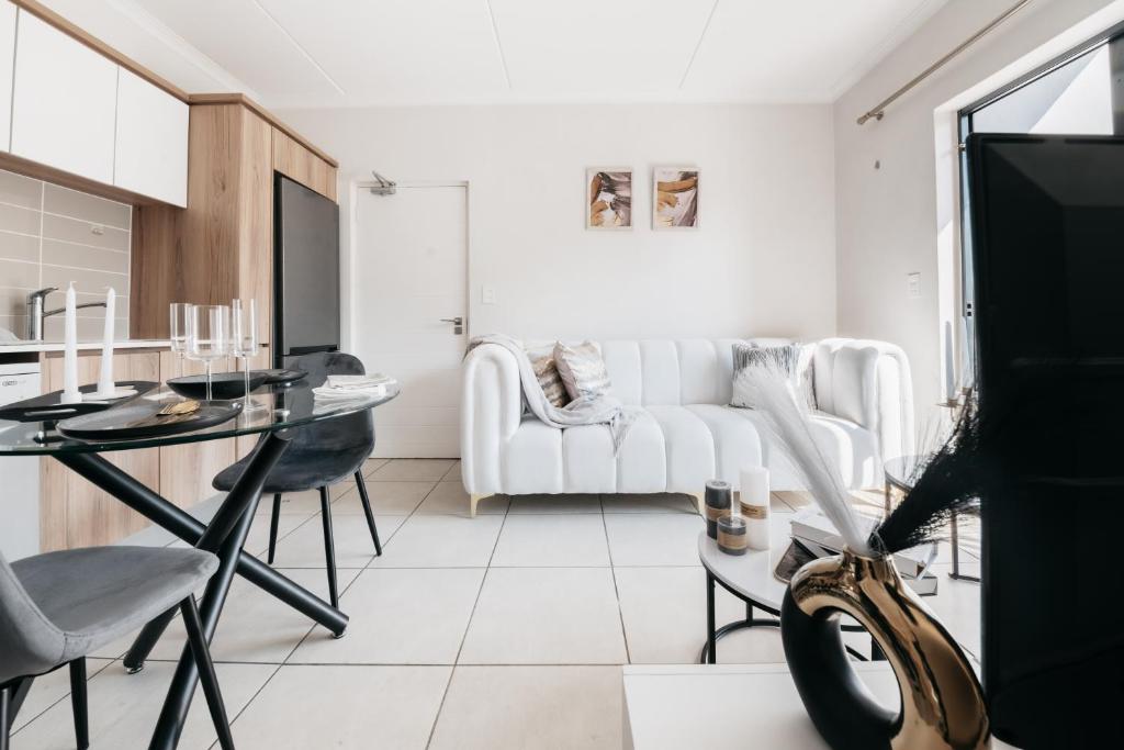 Exquisite Getaway - Luxury Apartment