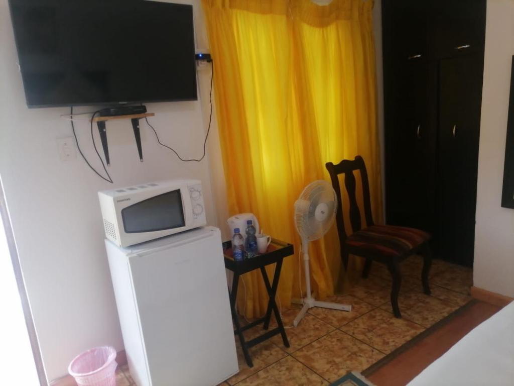 Ezamampondo Guest House