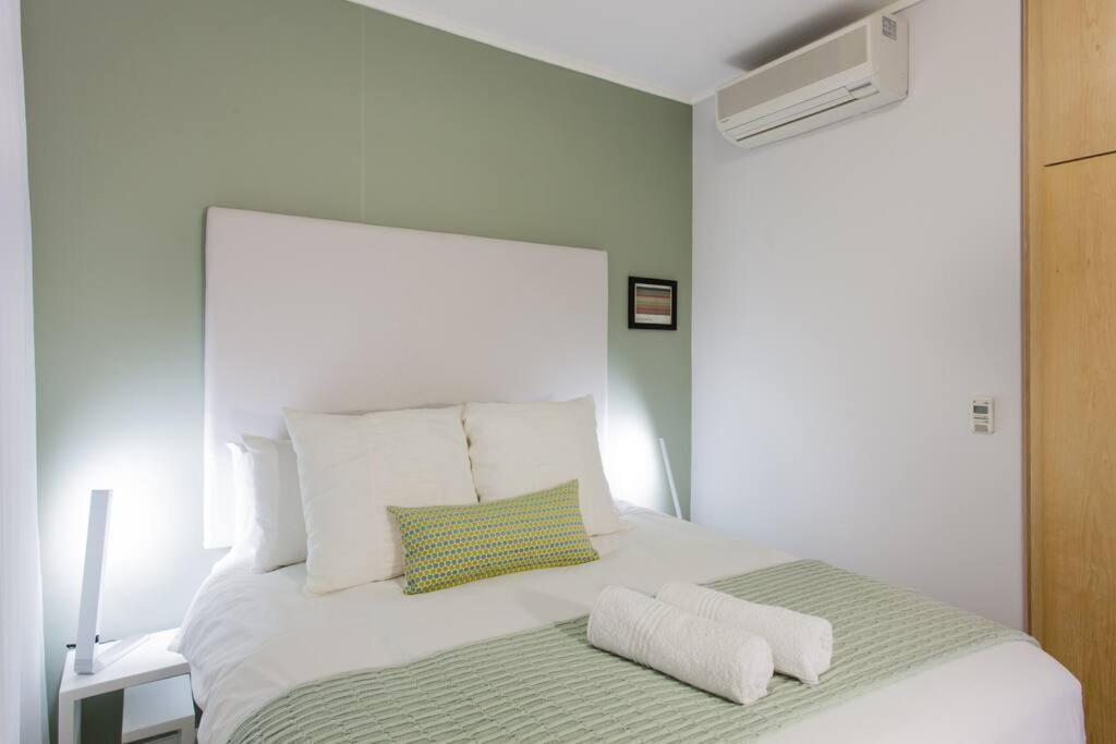 Fabulous 1-Bedroom De Waterkant Apt with WiFi and Parking