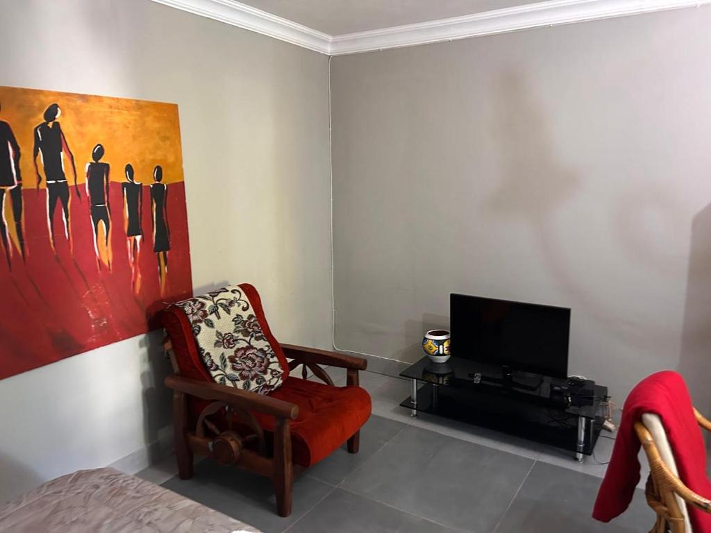 Cozy Garden Studio in Waterkloof Ridge