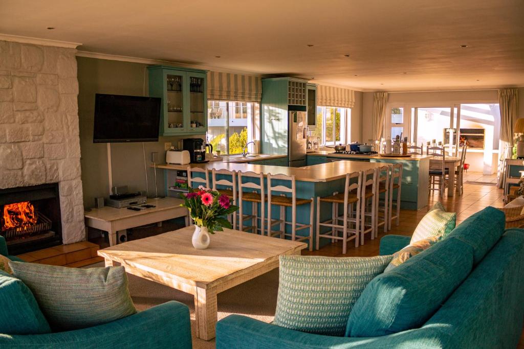 Hermanus Family Getaway - Near The Beach