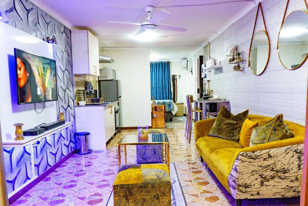Homes of Ace Executive
