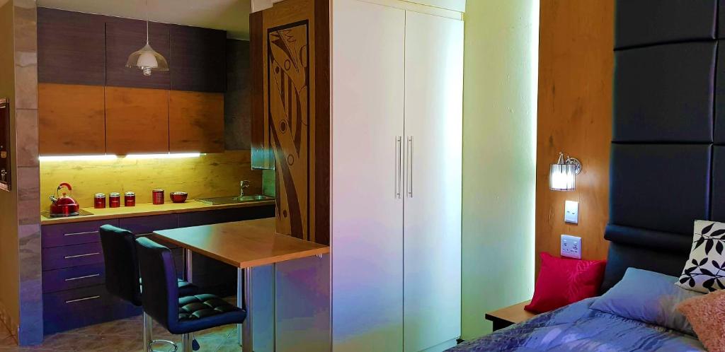 Hyswan Self Catering Guesthouse