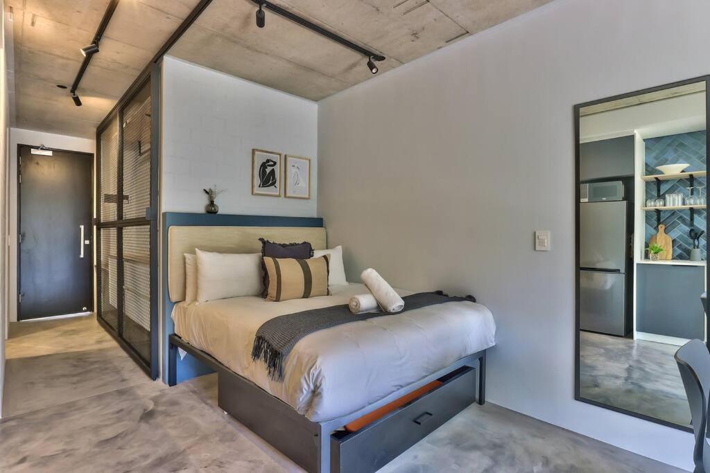 Ideal work from home,studio in new development!